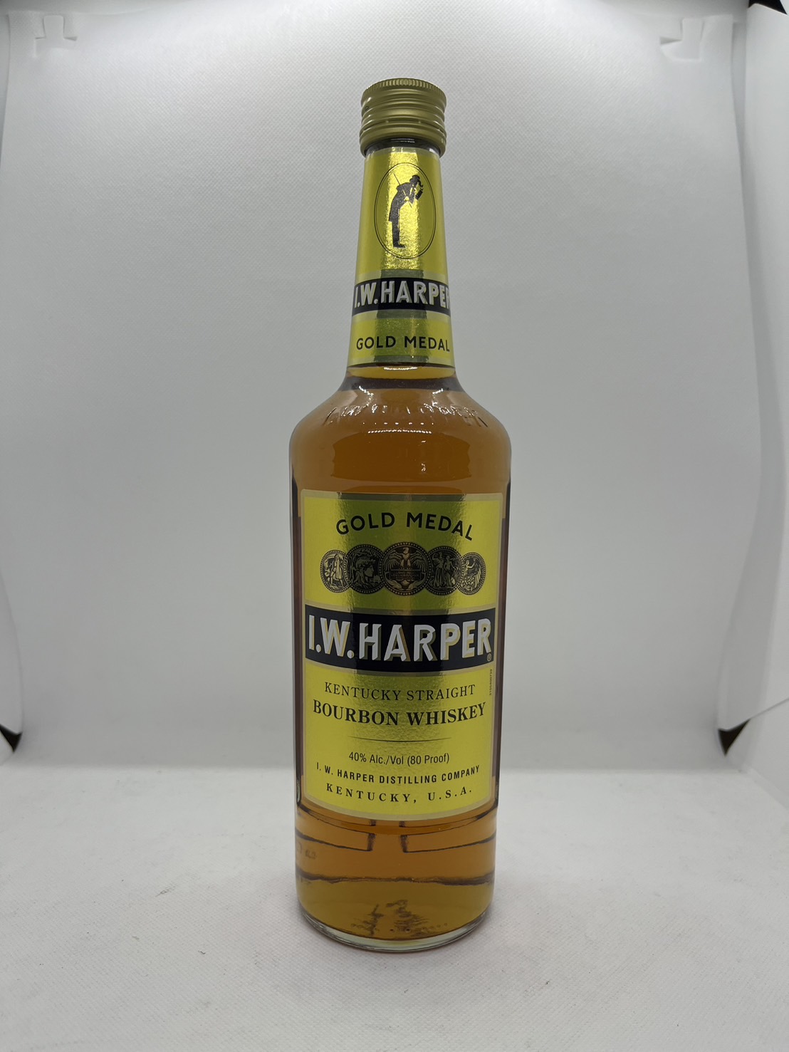 I.W.HARPER 40％ 700ml