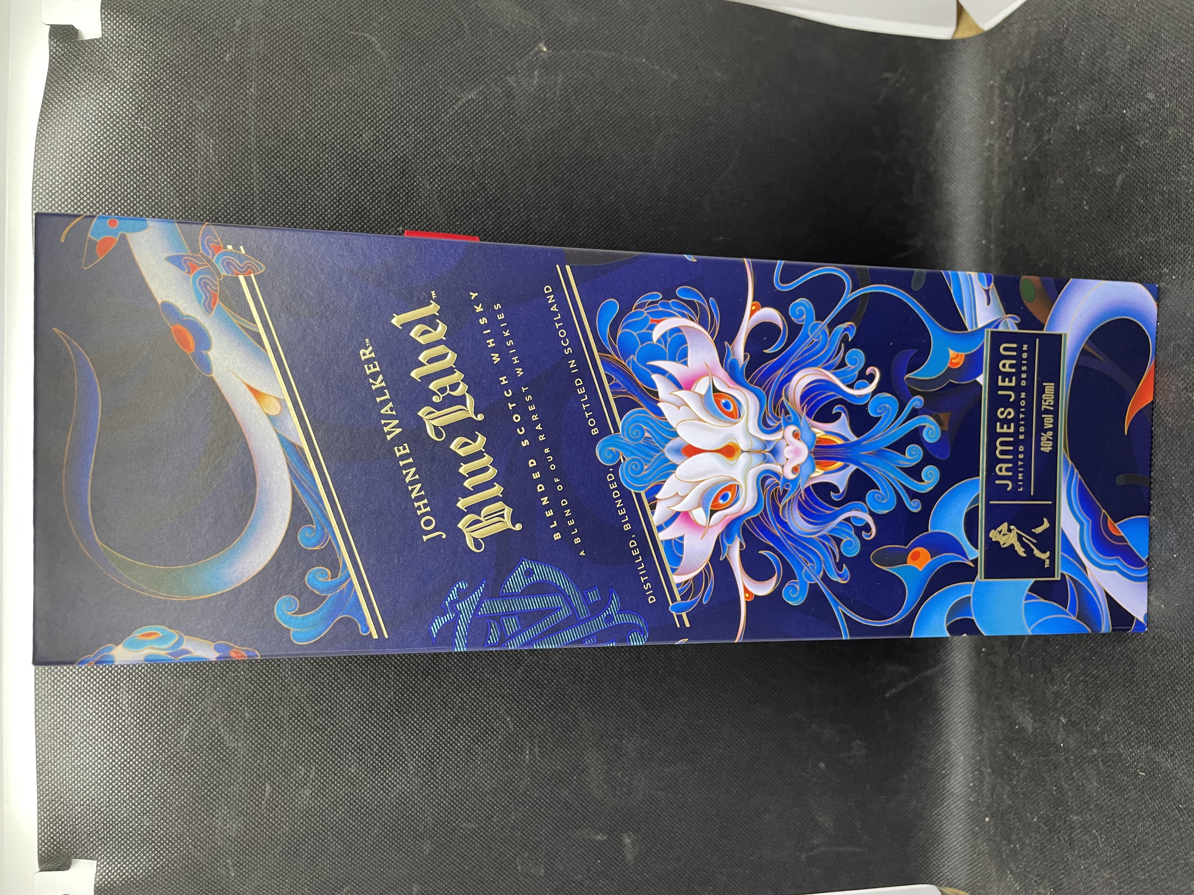 ジョニーウォーカー ブルーラベル ドラゴン 40% 750ml