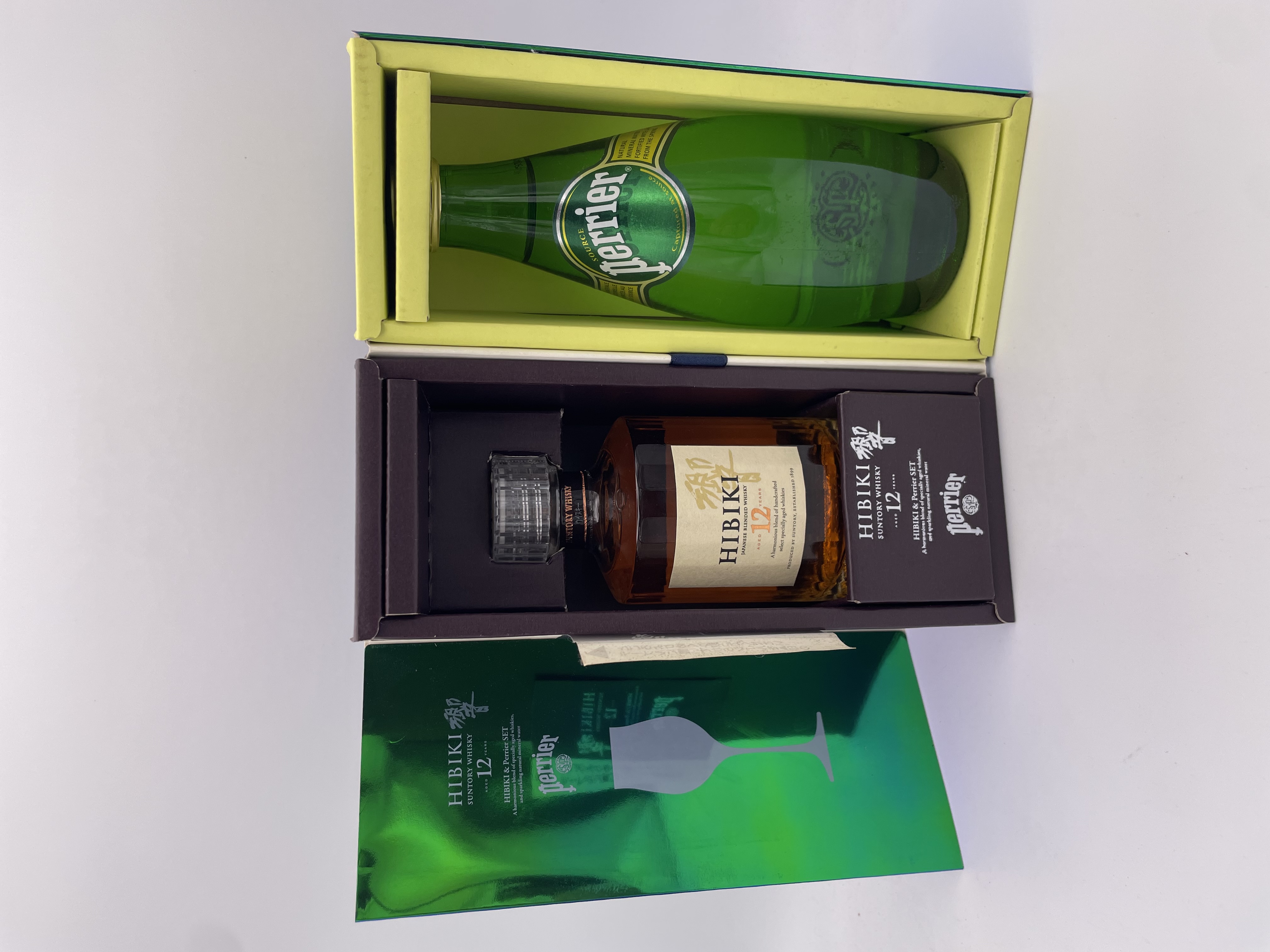 響12年 43% 180ml ペリエセット