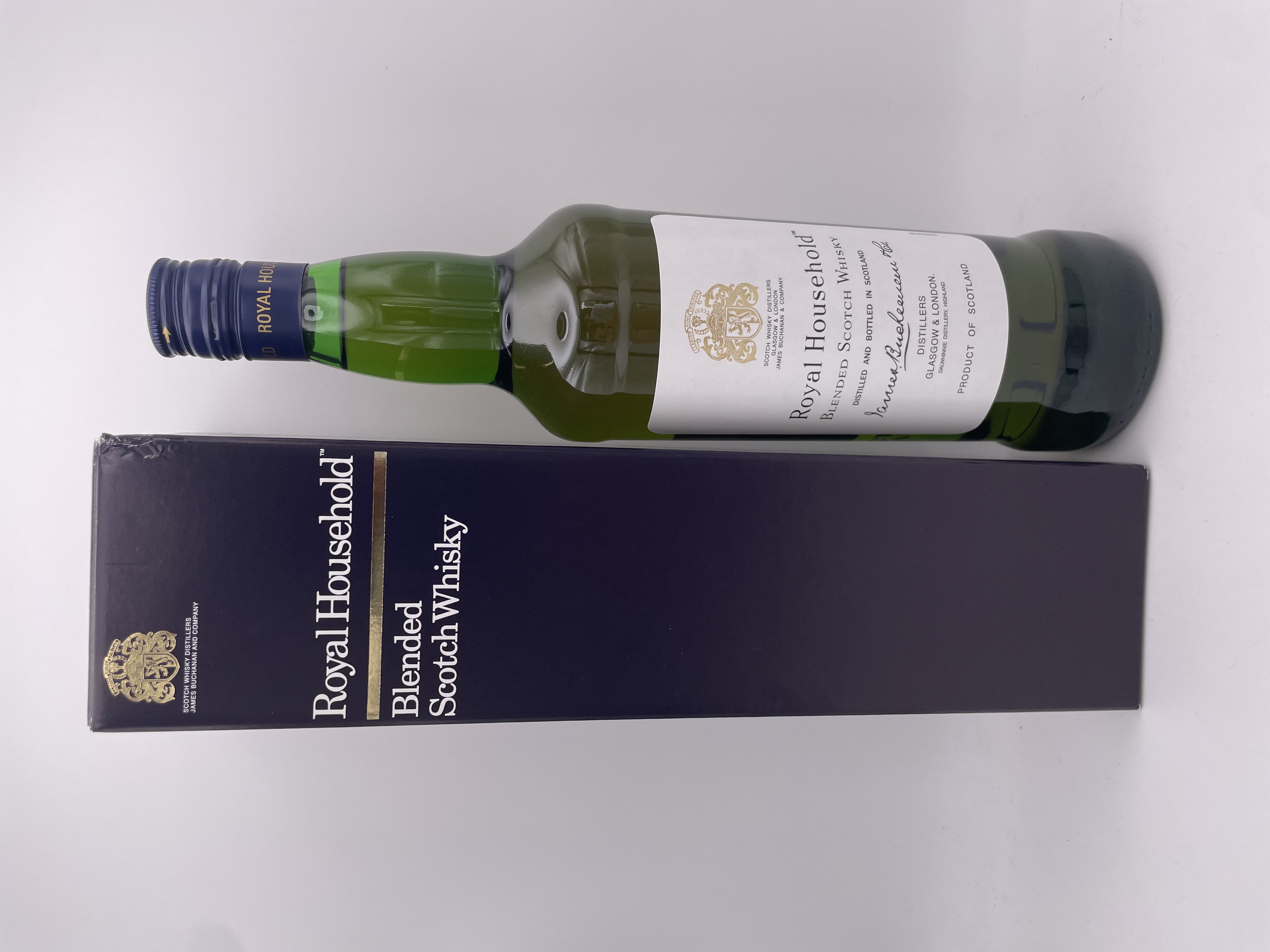ロイヤルハウスホールド 43% 750ml