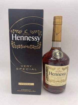 ヘネシー ベリースペシャル 40% 700ml